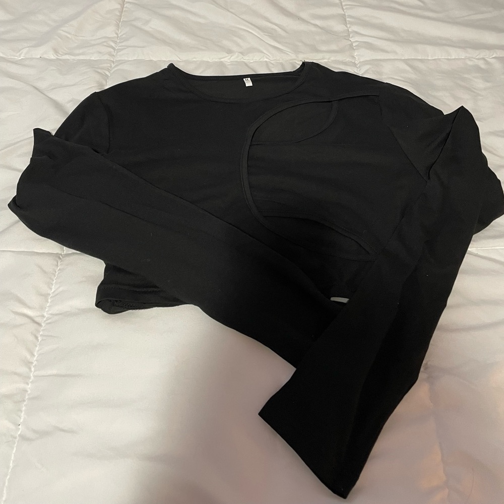 cut out cropped long sleeve
